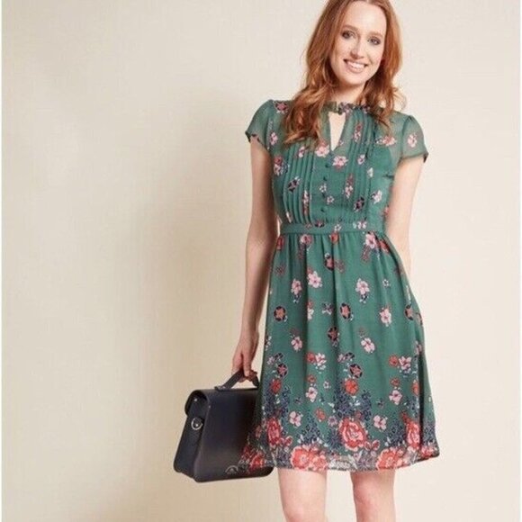 Modcloth Dresses & Skirts - Modcloth « Oh Say Can Museum » Green Butterfly Floral Print A Line Dress Size M